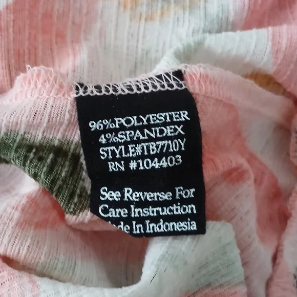 Fifty Street spaghetti strap blouse - Picture 8 of 11